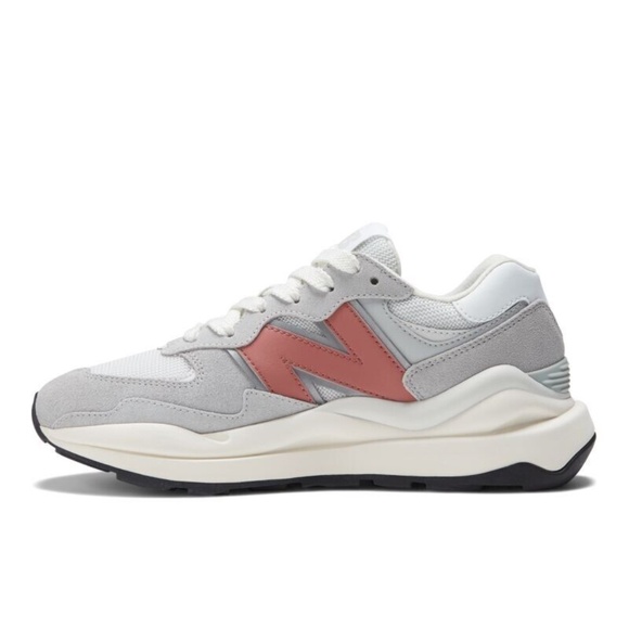 New Balance 57/40 Incubation W - Picture 2 of 10